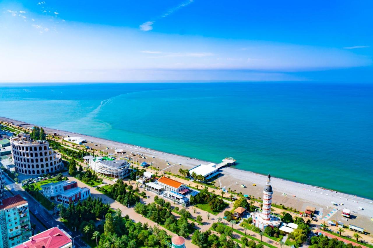 Orbi Sea View Apartment 巴统 外观 照片