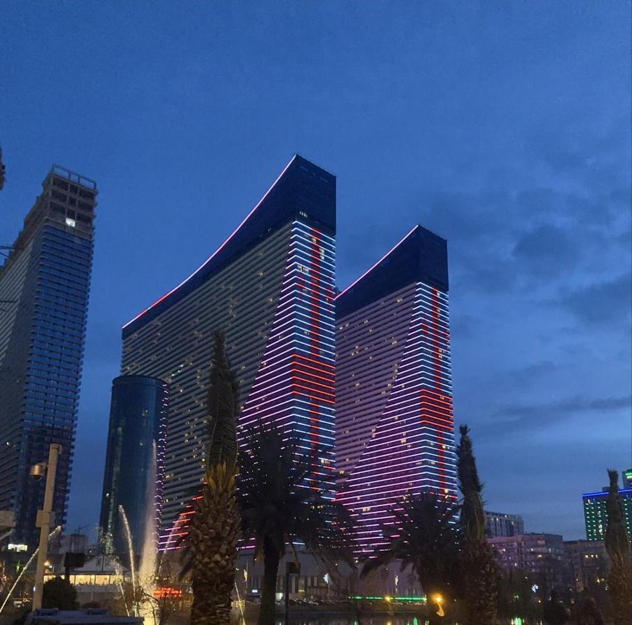 Orbi Sea View Apartment 巴统 外观 照片